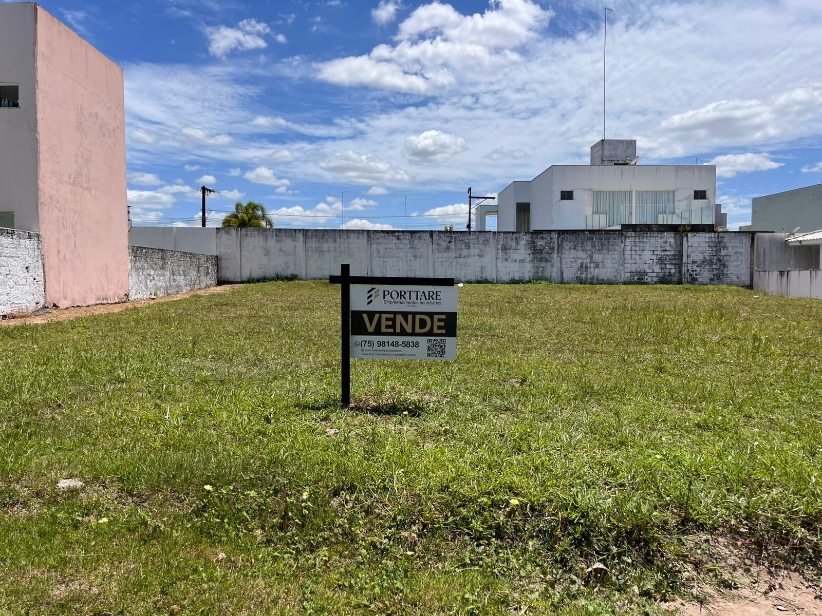 TERRENO A VENDA EM CONDOMÍNIO NA MARIA PRETA
